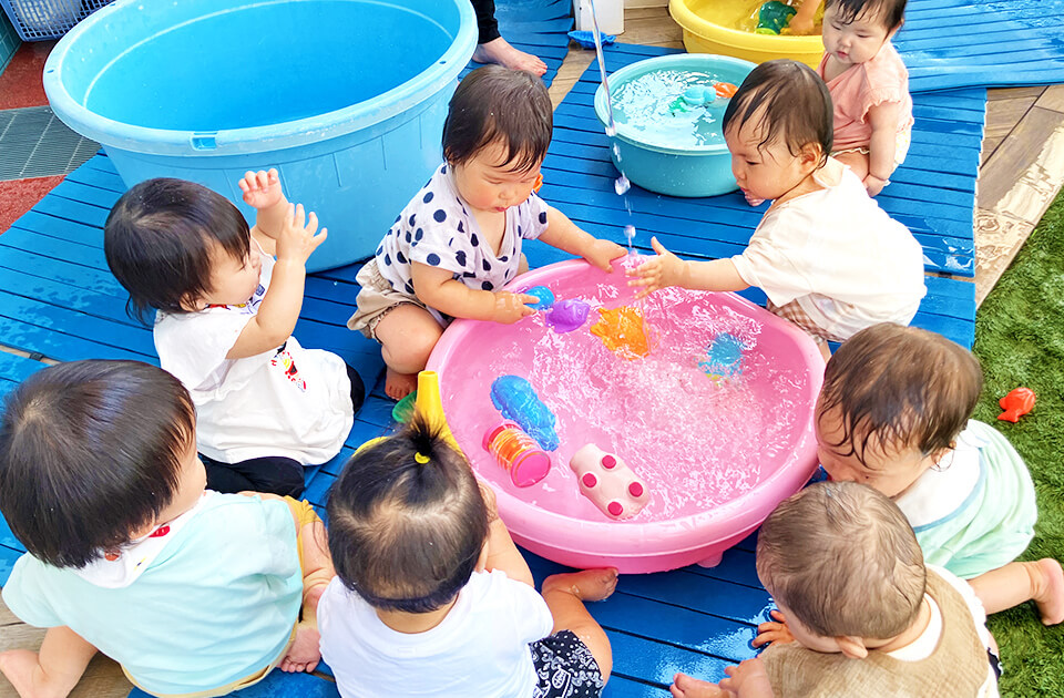 2025年6月 SuruSuスルス上陽こども園 ０歳児クラスの様子
