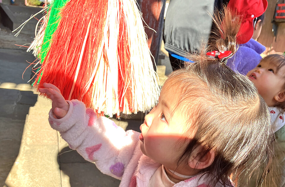 2026年1月 SuruSuスルス上陽こども園 初詣の様子