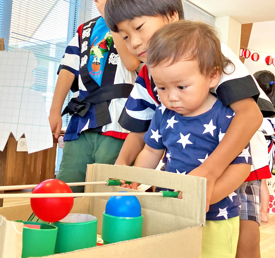 2025年8月 SuruSu祝昌こども園 ３歳未満児 夏まつりの様子