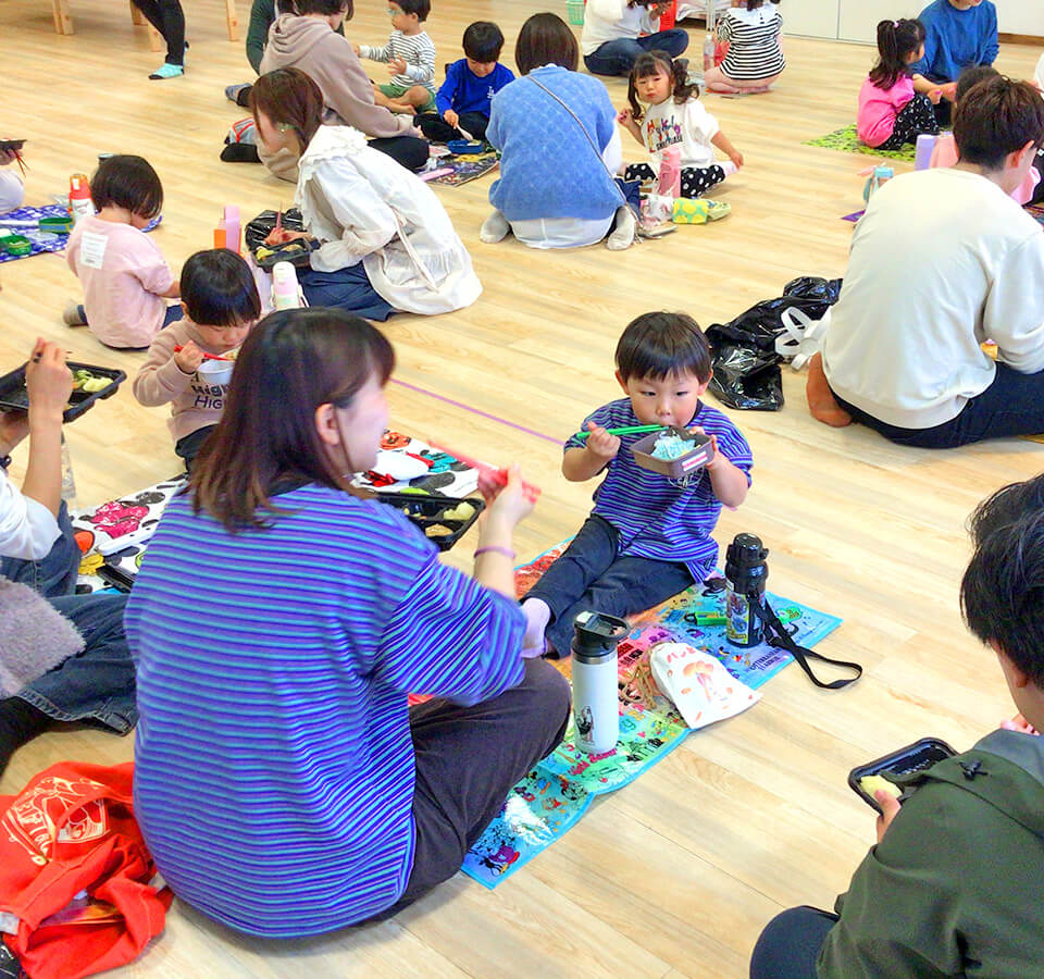 2025年11月 SuruSu祝昌こども園 親子スマイル会の様子